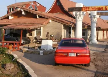 Nostalgic Stay Inn hotel thumbnail 2
