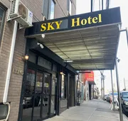 Sky Hotel Flushing/LaGuardia Airport hotel detail image 4