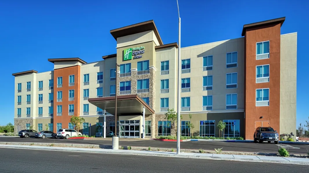 Holiday Inn Express & Suites Ridgecrest - China Lake by IHG hotel detail image 2