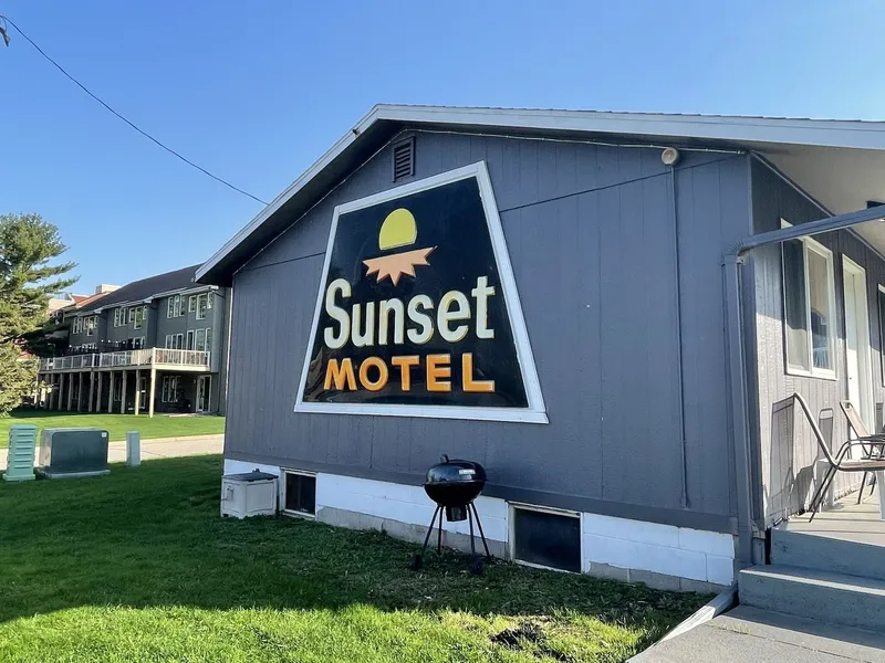 Sunset Motel hotel detail image 6