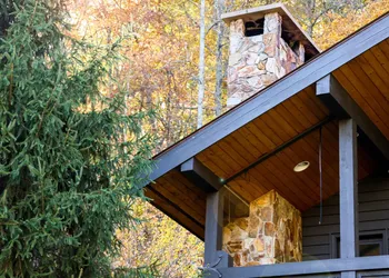 Outland Chalet & Suites Great Smoky Mountains hotel thumbnail 4