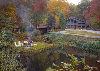 Outland Chalet & Suites Great Smoky Mountains hotel thumbnail 6