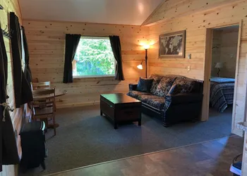 Backwoods Cabins at Susitna River Lodge hotel thumbnail 5