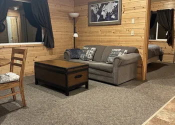 Backwoods Cabins at Susitna River Lodge hotel thumbnail 7