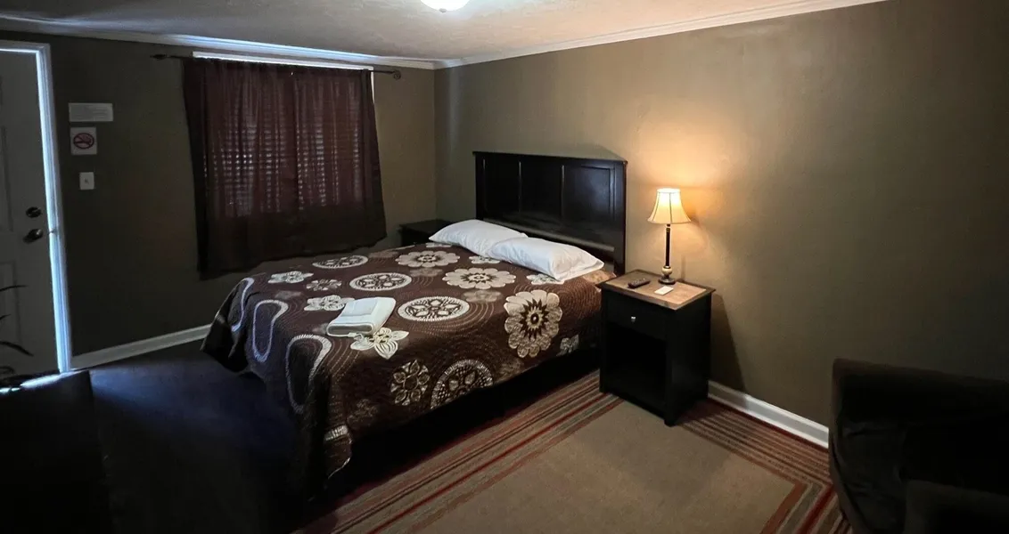 The Travelers Inn hotel detail image 2
