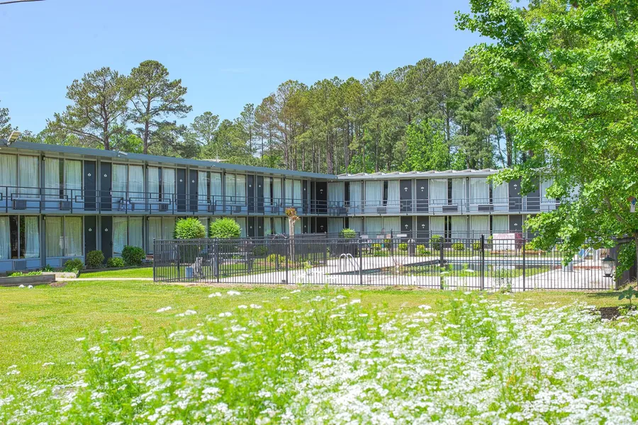 Masters Inn Selma/Smithfield I-95 By OYO hotel detail image 6