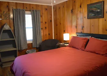 Lake River Lodge hotel thumbnail 6
