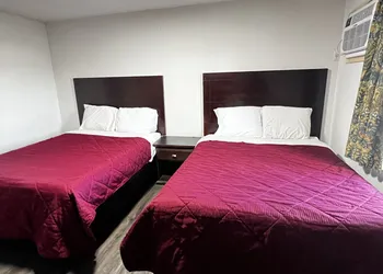 Family Inn hotel thumbnail 6