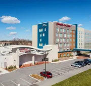 Hampton Inn & Suites Indianapolis West Speedway hotel detail image 3