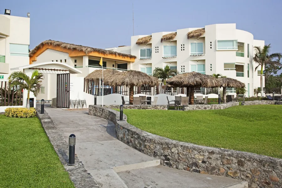 Artisan Playa Esmeralda Family Beach Hotel hotel detail image 2