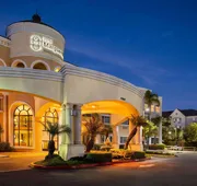 Hotel Marguerite Anaheim/Garden Grove, Trademark Collection by Wyndham hotel detail image 4
