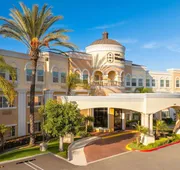 Hotel Marguerite Anaheim/Garden Grove, Trademark Collection by Wyndham hotel detail image 5