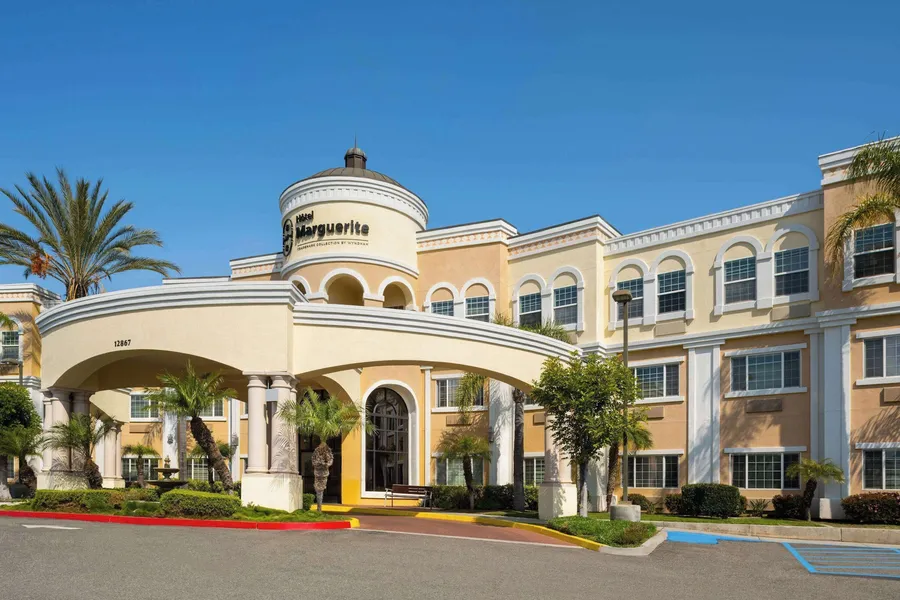 Hotel Marguerite Anaheim/Garden Grove, Trademark Collection by Wyndham hotel detail image 6