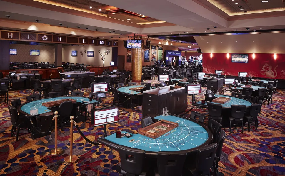 Harrah's Kansas City Hotel and Casino - A Caesars Rewards Destination hotel detail image 2