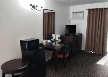 Tri Terrace Motel hotel thumbnail 5