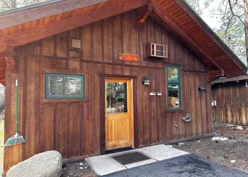 Chewuch Inn and Cabins hotel thumbnail 2