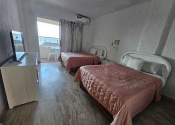 Cancun Plaza Condo Hotel hotel thumbnail 7