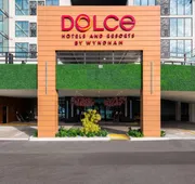 Dolce by Wyndham Hollywood hotel detail image 3