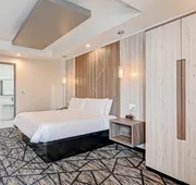 Comfeeni Inn and Suites hotel detail image 7