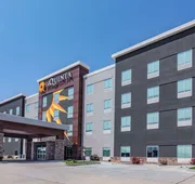 La Quinta Inn & Suites by Wyndham Jackson/Cape Girardeau hotel detail image 4