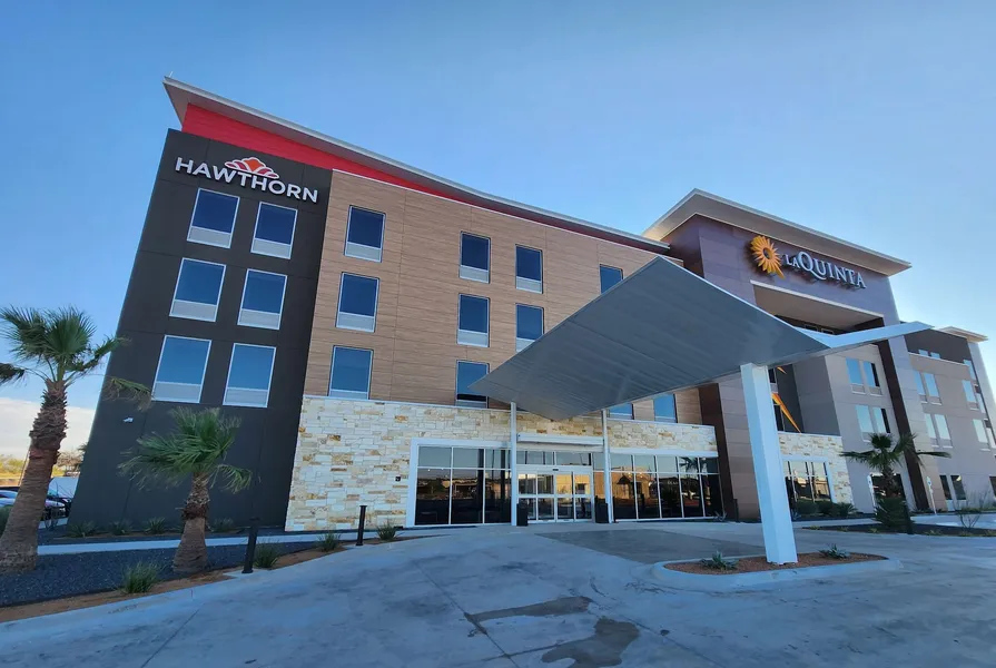 La Quinta Inn & Suites by Wyndham Del Rio hotel detail image 2