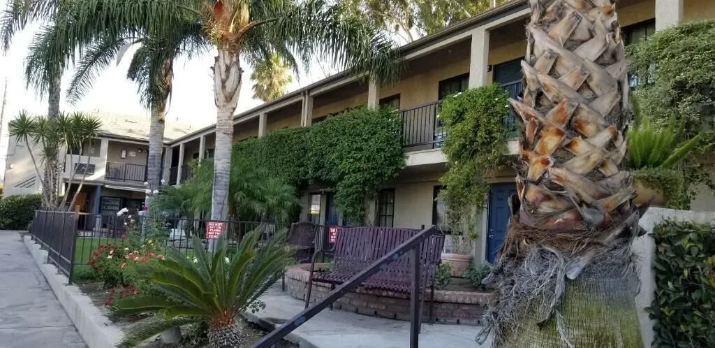 Sierra Crossing Motel hotel detail image 2