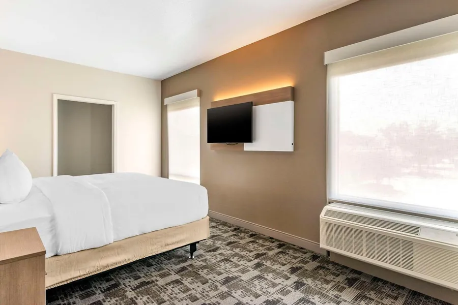 Comfort Inn & Suites New Port Richey Downtown District hotel detail image 2