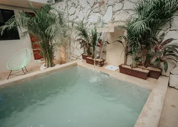 Khali Cancun hotel thumbnail 2
