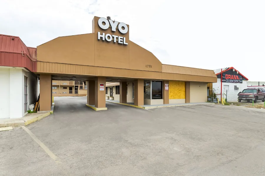 Oyo Hotel San Antonio Lackland AFB/Seaworld Hwy 90 W hotel detail image 2