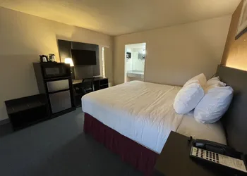Baymont by Wyndham Stillwater hotel thumbnail 6