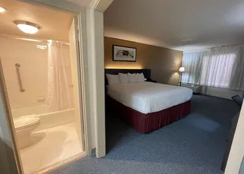 Baymont by Wyndham Stillwater hotel thumbnail 8