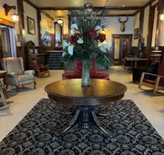 Enders hotel detail image 4