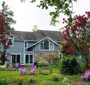 Wild Wisteria hotel detail image 5