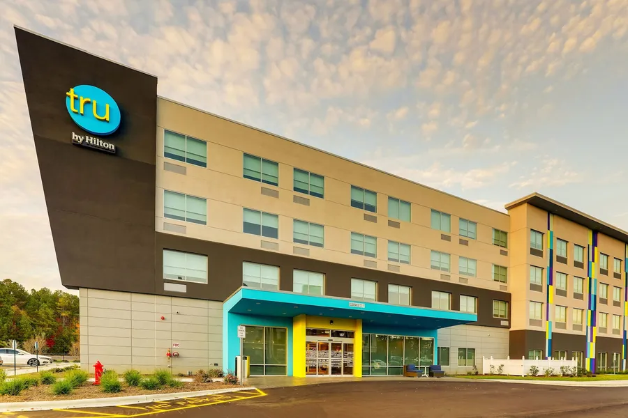 Tru By Hilton Leland Wilmington hotel detail image 2