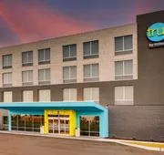 Tru By Hilton Leland Wilmington hotel detail image 7