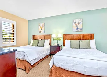 Upscale 1BR Suite - 2 Queen Beds - Near Disney hotel thumbnail 2