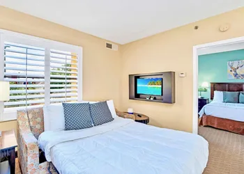 Upscale 1BR Suite - 2 Queen Beds - Near Disney hotel thumbnail 4