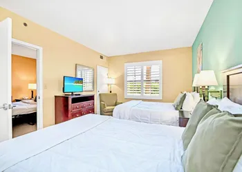 Upscale 1BR Suite - 2 Queen Beds - Near Disney hotel thumbnail 5