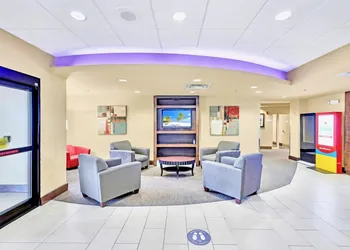 Upscale 1BR Suite - 2 Queen Beds - Near Disney hotel thumbnail 6