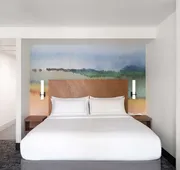 River's Edge Hotel Portland, Tapestry Collection by Hilton hotel detail image 7