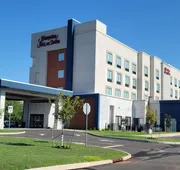 Hampton Inn & Suites Somerset hotel detail image 3