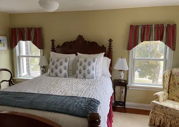 The Farmhouse Bed and Breakfast hotel thumbnail 8