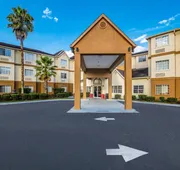 Red Roof Inn PLUS+ & Suites Savannah - I-95 hotel detail image 4