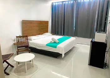 OYO La Cultura Suites hotel thumbnail 8
