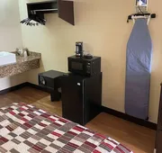 Travelodge by Wyndham Holland/Toledo hotel detail image 4