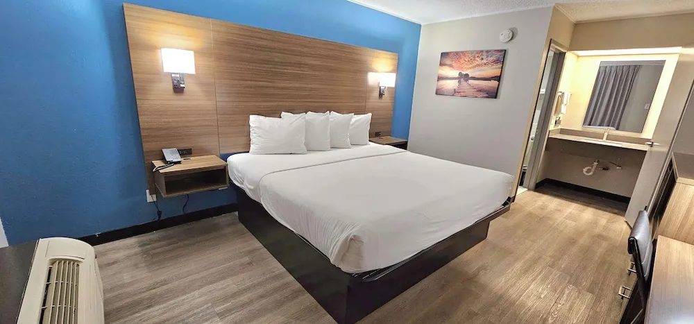 SureStay Studio by Best Western Victoria hotel detail image 6