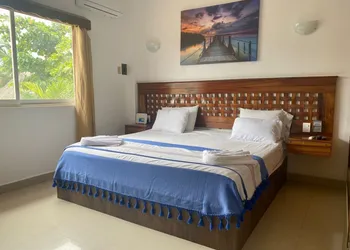 Suites Ximajo hotel thumbnail 2