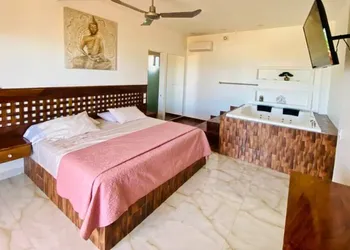Suites Ximajo hotel thumbnail 3