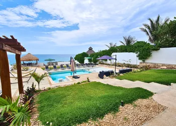 Casa Seminole with Private Chef hotel thumbnail 2