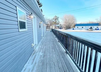 The Trail Inn - Melita, Manitoba - HWY 83/ HWY 3 hotel thumbnail 2